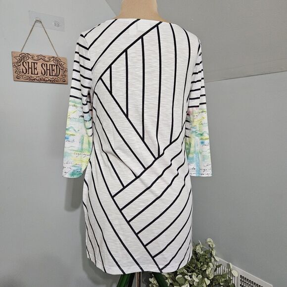 Zenergy by Chico's White Multi Stripe Floral Tunic 3/4 Sleeve Top Size Medium - Picture 3 of 14